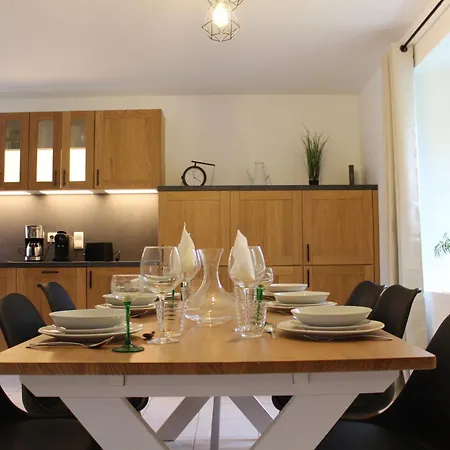 Maison Avec Grand Jardin,